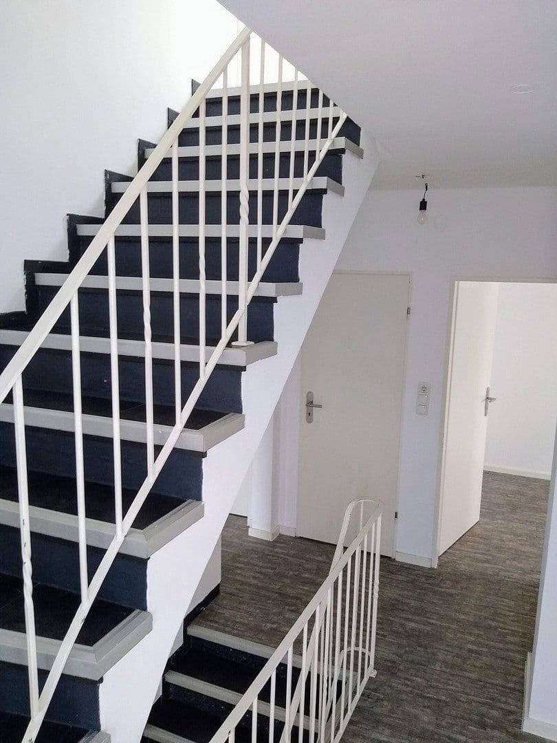 Predaj domu 141 m², pozemok 151 m², Estenfeld, Bavorsko Predaj domu 141 m², pozemok 151 m², Estenfeld, Bavorsko