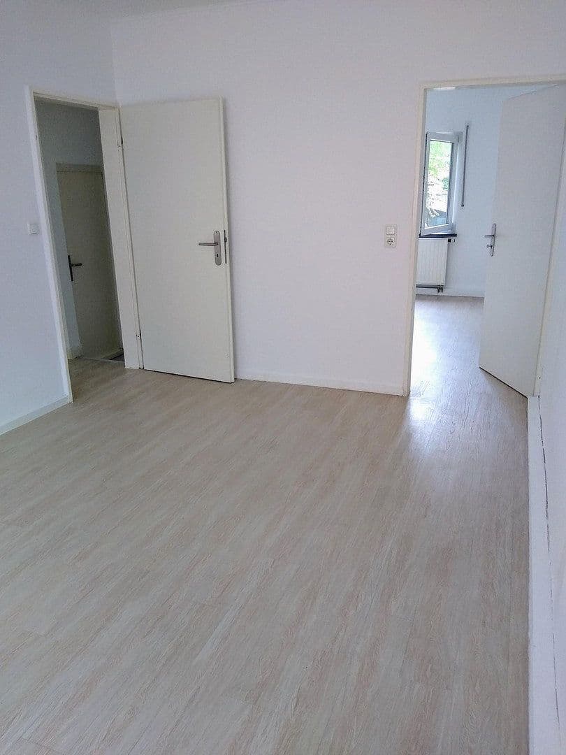 Predaj domu 141 m², pozemok 151 m², Estenfeld, Bavorsko Predaj domu 141 m², pozemok 151 m², Estenfeld, Bavorsko