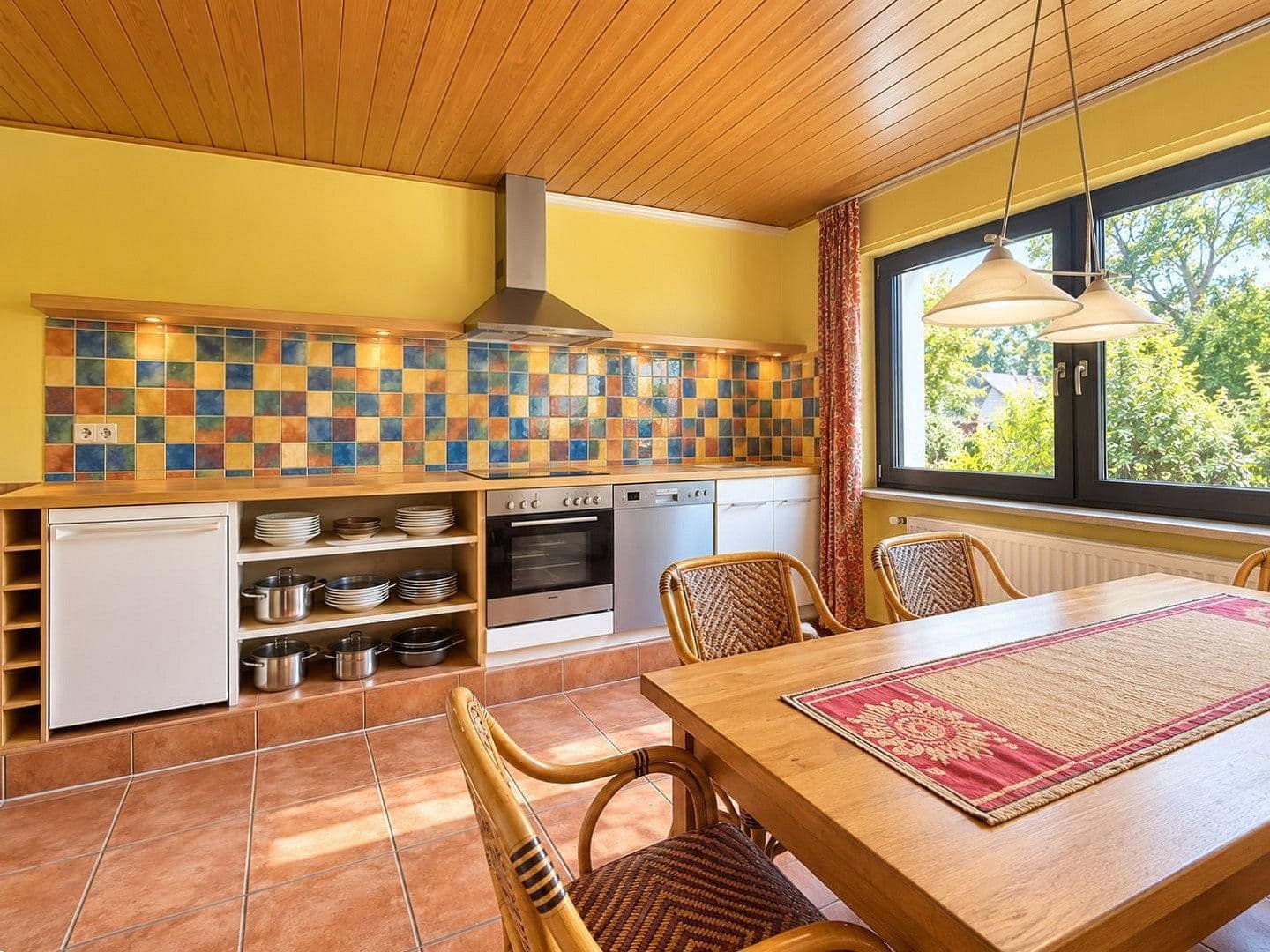 Predaj domu 217 m², pozemok 591 m², Heusenstamm, Hesensko Predaj domu 217 m², pozemok 591 m², Heusenstamm, Hesensko