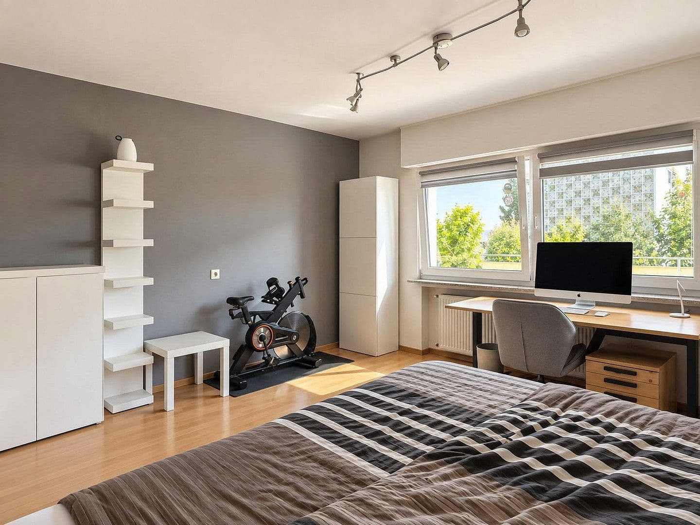 Predaj domu 217 m², pozemok 591 m², Heusenstamm, Hesensko Predaj domu 217 m², pozemok 591 m², Heusenstamm, Hesensko