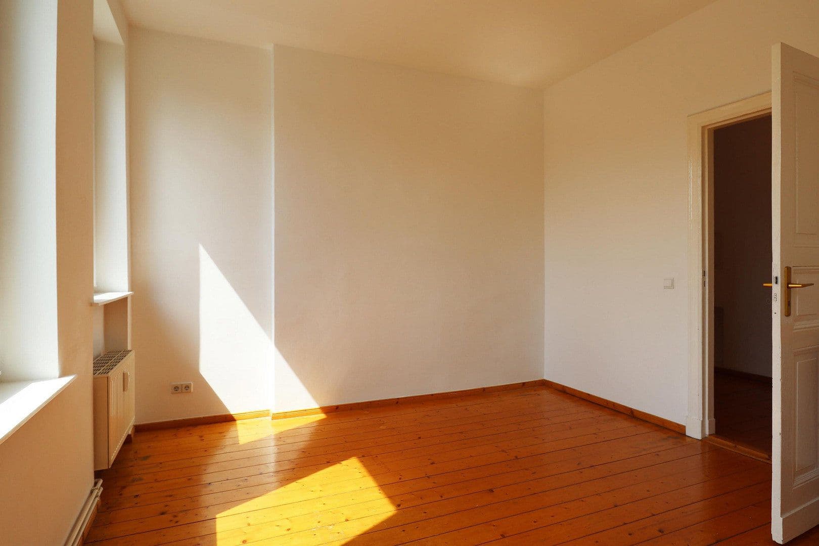 Predaj bytu 2-izbový 52 m², Berlin, Berlín Predaj bytu 2-izbový 52 m², Berlin, Berlín