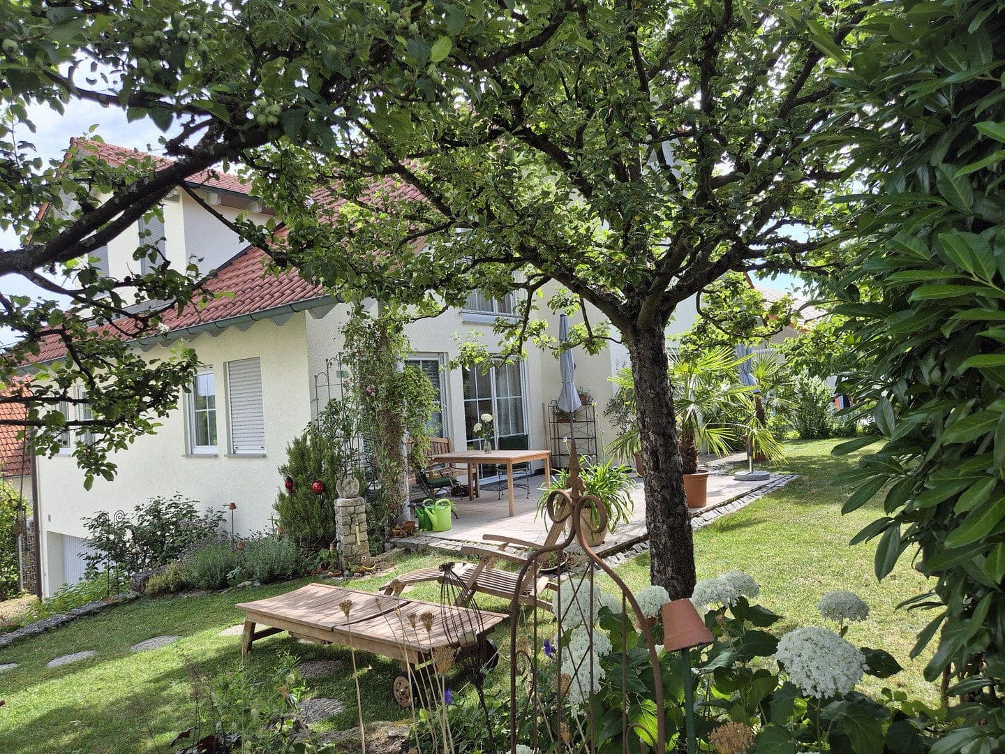 Predaj domu 202 m², pozemok 447 m², Ebersbach an der Fils, Bádensko-Wurttembersko Predaj domu 202 m², pozemok 447 m², Ebersbach an der Fils, Bádensko-Wurttembersko