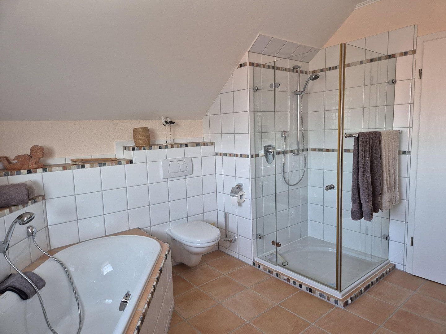 Predaj domu 202 m², pozemok 447 m², Ebersbach an der Fils, Bádensko-Wurttembersko Predaj domu 202 m², pozemok 447 m², Ebersbach an der Fils, Bádensko-Wurttembersko
