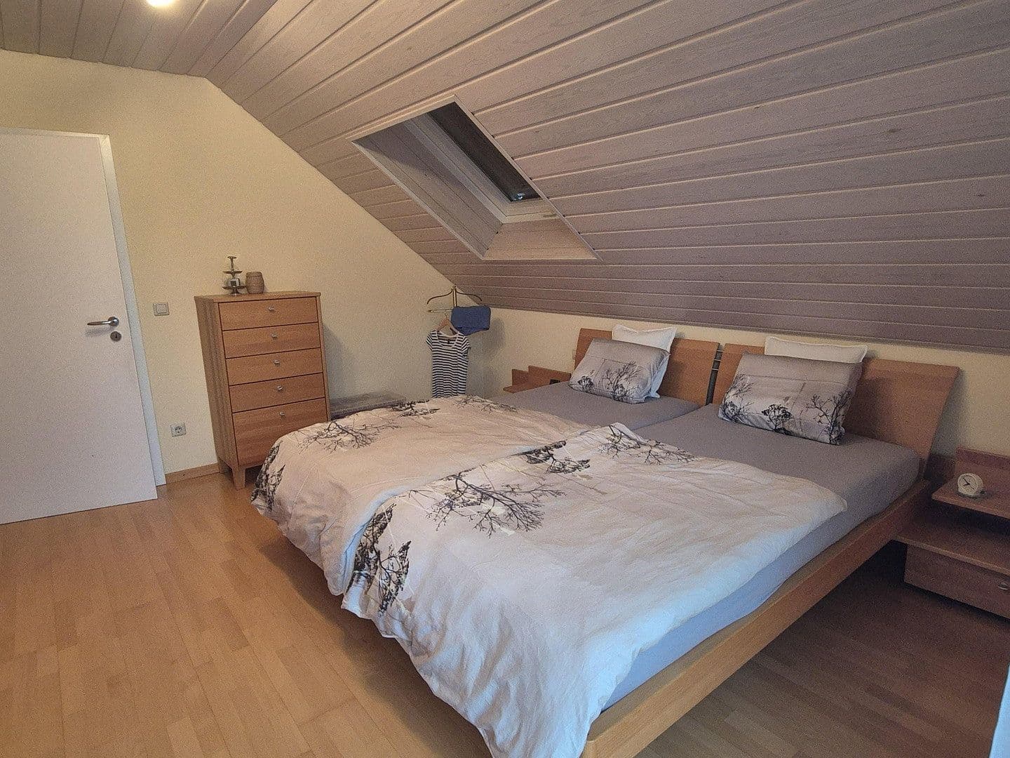 Predaj domu 202 m², pozemok 447 m², Ebersbach an der Fils, Bádensko-Wurttembersko Predaj domu 202 m², pozemok 447 m², Ebersbach an der Fils, Bádensko-Wurttembersko