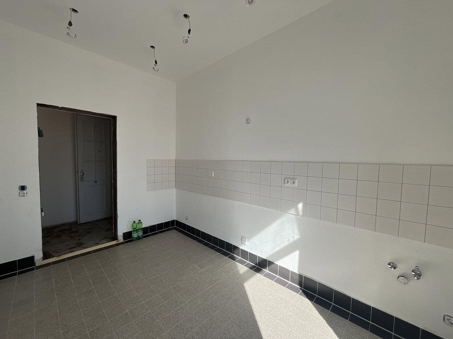 Prenájom bytu 3-izbový 84 m², Ludwig-Wilhelm-Str. 20, Karlsruhe, Bádensko-Wurttembersko Prenájom bytu 3-izbový 84 m², Ludwig-Wilhelm-Str. 20, Karlsruhe, Bádensko-Wurttembersko