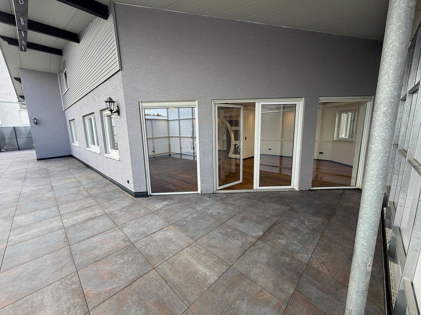 Prenájom bytu 3-izbový 145 m², Mottmannstraße 5b, Troisdorf, Severné Porýnie - Westfálsko Prenájom bytu 3-izbový 145 m², Mottmannstraße 5b, Troisdorf, Severné Porýnie - Westfálsko