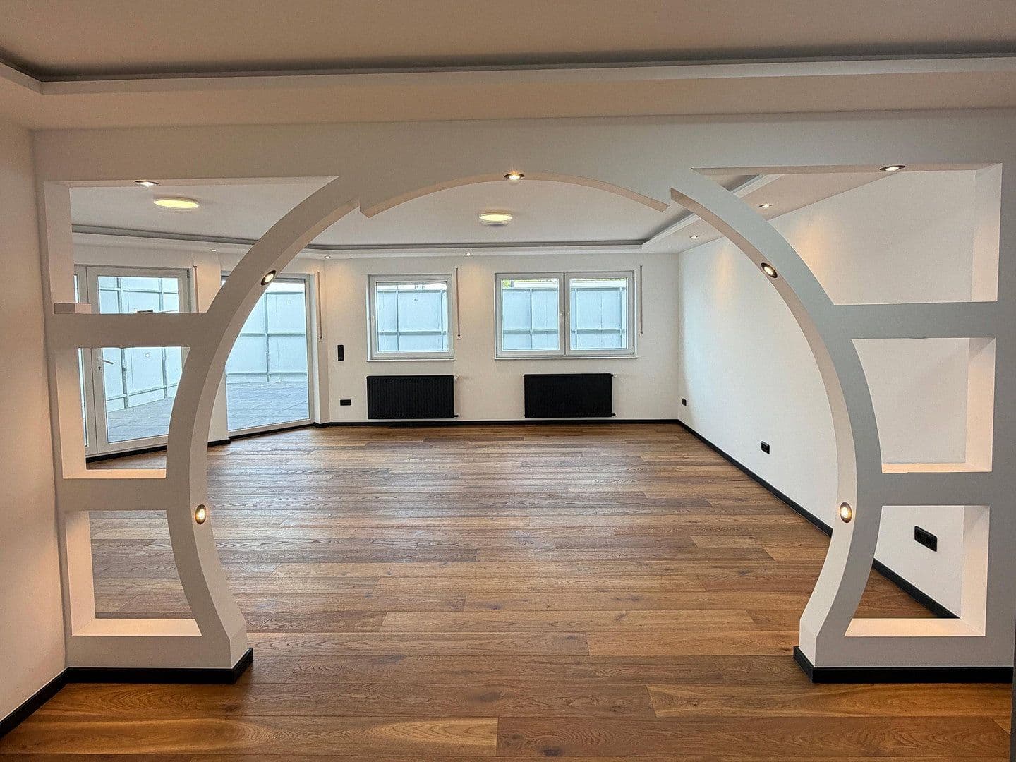 Prenájom bytu 3-izbový 145 m², Mottmannstraße 5b, Troisdorf, Severné Porýnie - Westfálsko Prenájom bytu 3-izbový 145 m², Mottmannstraße 5b, Troisdorf, Severné Porýnie - Westfálsko
