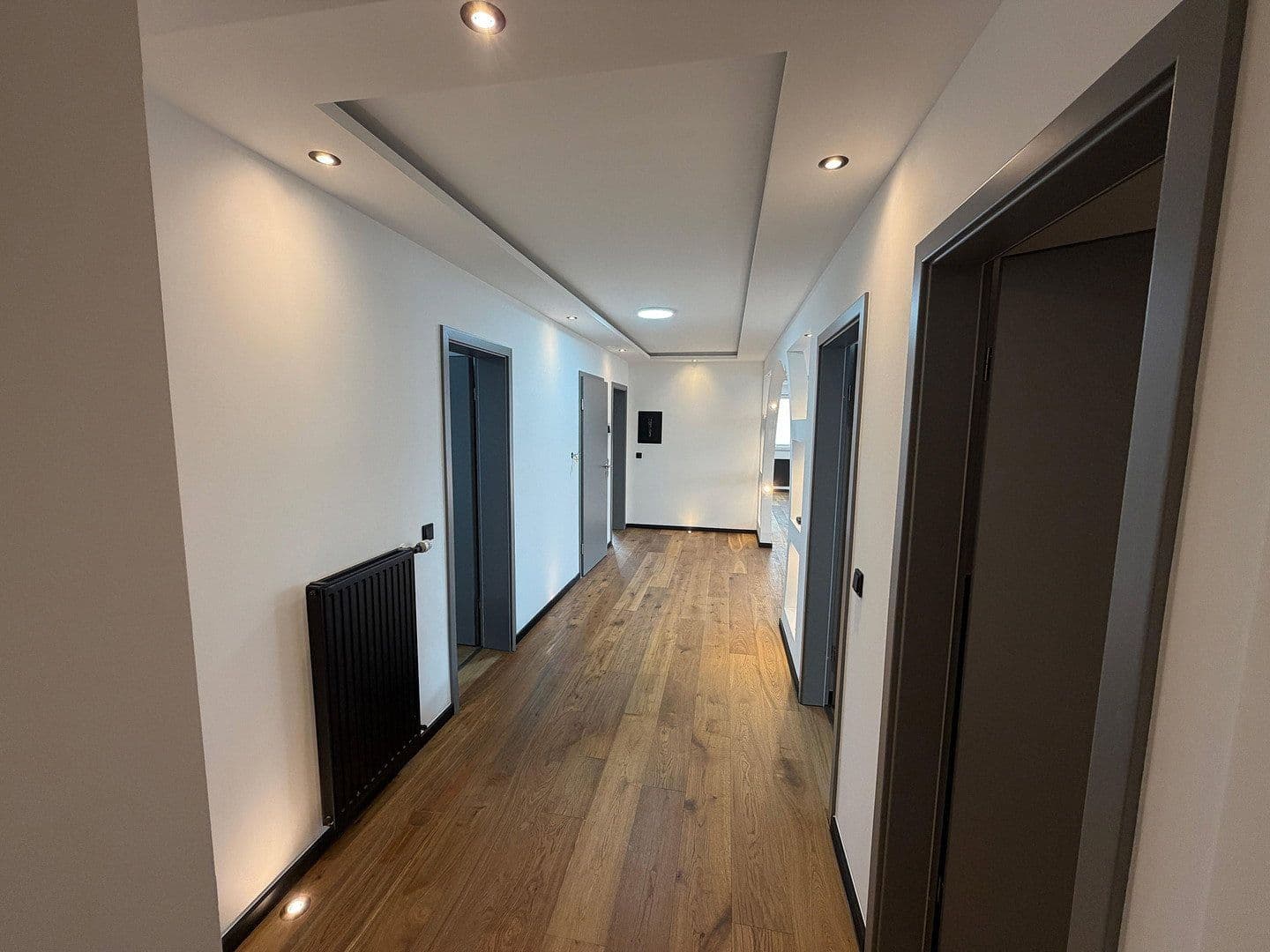 Prenájom bytu 3-izbový 145 m², Mottmannstraße 5b, Troisdorf, Severné Porýnie - Westfálsko Prenájom bytu 3-izbový 145 m², Mottmannstraße 5b, Troisdorf, Severné Porýnie - Westfálsko