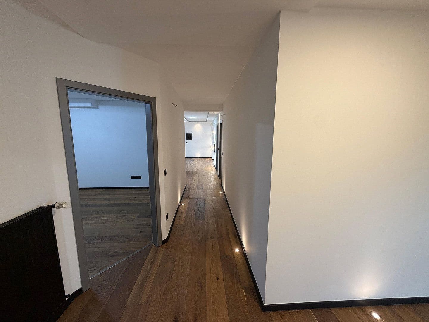 Prenájom bytu 7-izbový 265 m², Mottmannstraße 5b, Troisdorf, Severné Porýnie - Westfálsko Prenájom bytu 7-izbový 265 m², Mottmannstraße 5b, Troisdorf, Severné Porýnie - Westfálsko