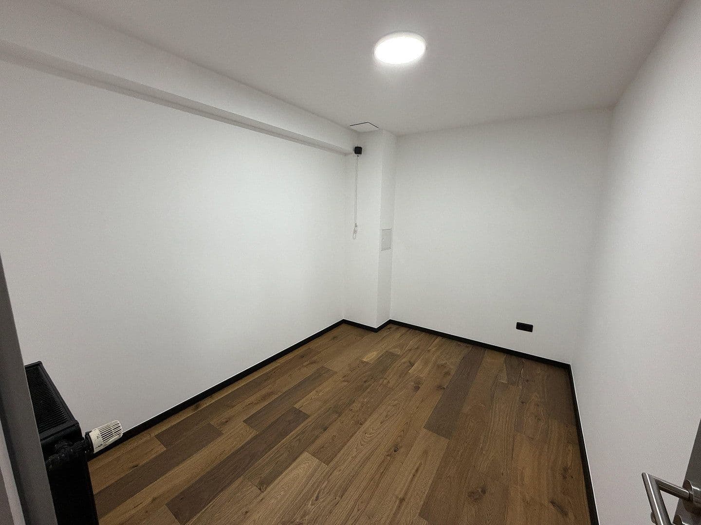 Prenájom bytu 7-izbový 265 m², Mottmannstraße 5b, Troisdorf, Severné Porýnie - Westfálsko Prenájom bytu 7-izbový 265 m², Mottmannstraße 5b, Troisdorf, Severné Porýnie - Westfálsko