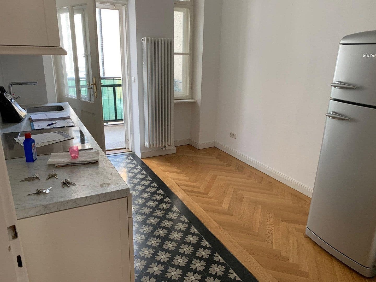 Prenájom bytu 3-izbový 102 m², München, Bavorsko Prenájom bytu 3-izbový 102 m², München, Bavorsko