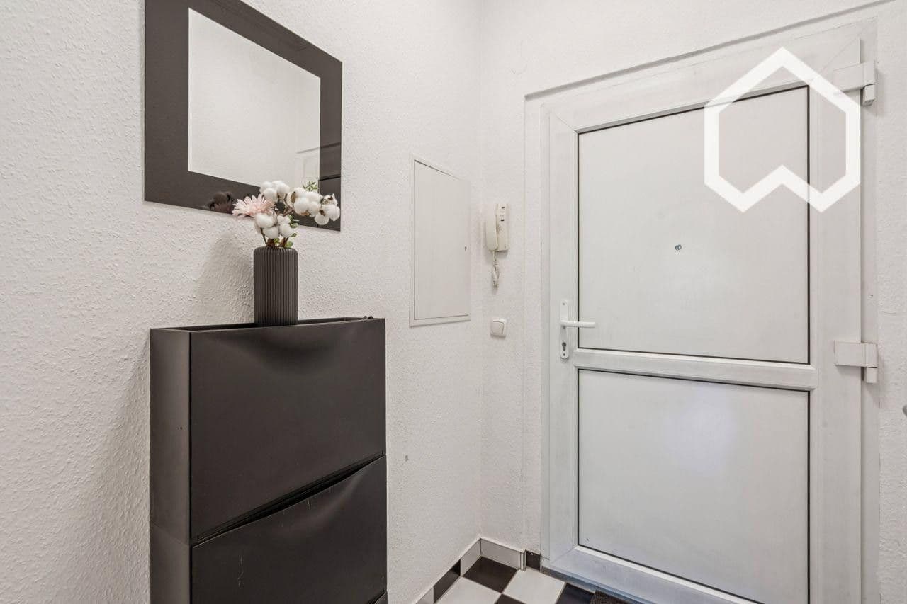 Prenájom bytu 1-izbový 41 m², Hubertusallee 6, Berlin, Berlín Prenájom bytu 1-izbový 41 m², Hubertusallee 6, Berlin, Berlín