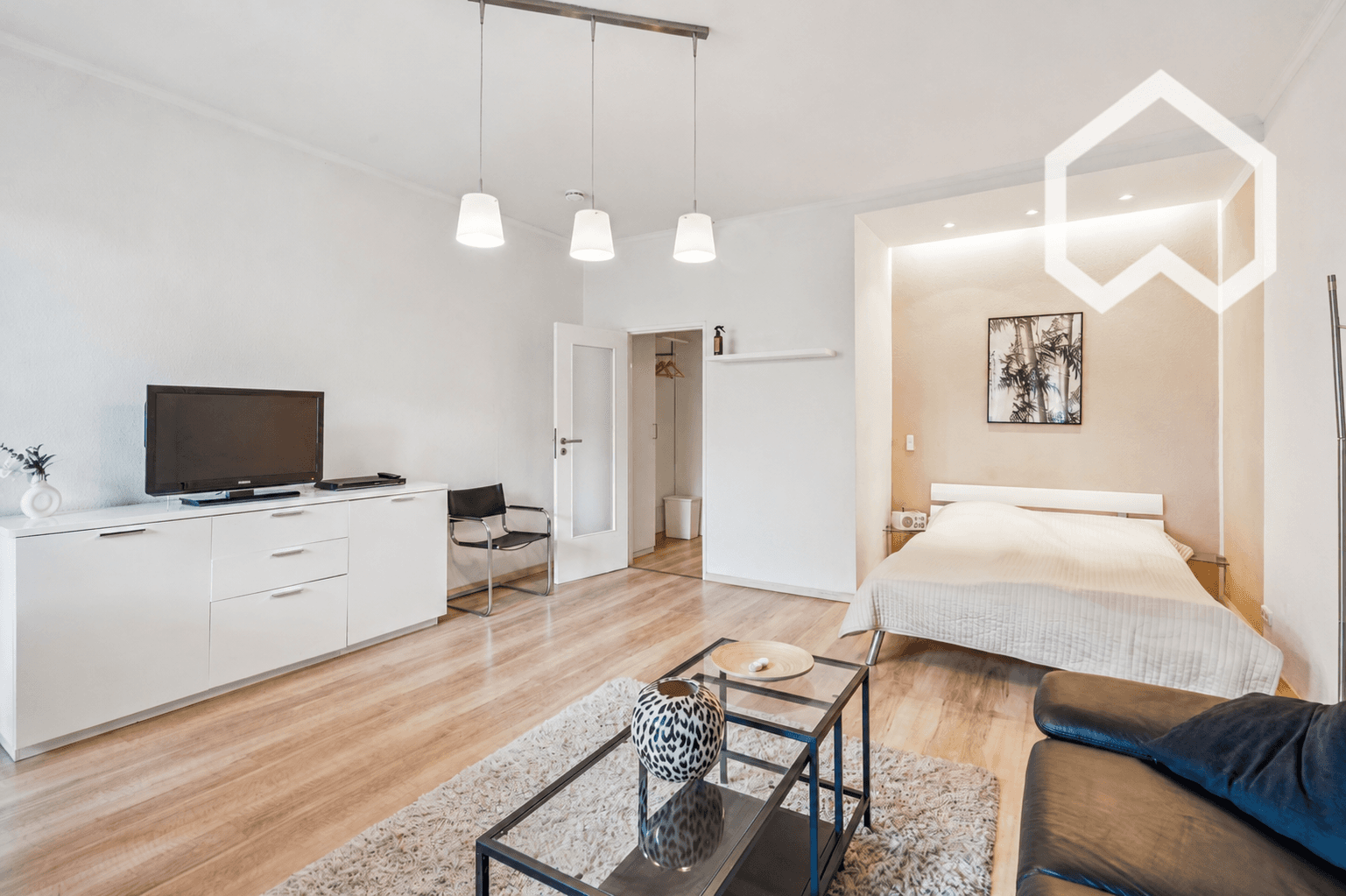 Prenájom bytu 1-izbový 41 m², Hubertusallee 6, Berlin, Berlín Prenájom bytu 1-izbový 41 m², Hubertusallee 6, Berlin, Berlín
