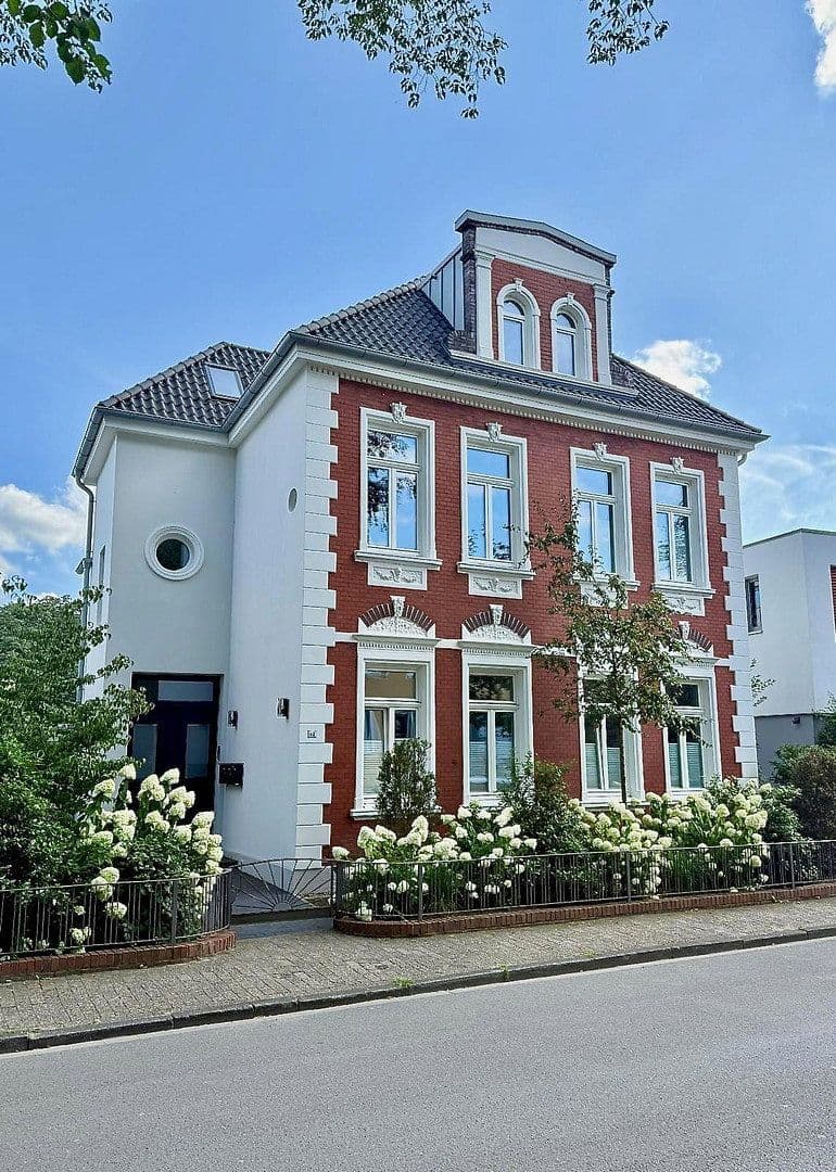 Predaj bytu 3-izbový 97 m², Oldenburg, Dolné Sasko Predaj bytu 3-izbový 97 m², Oldenburg, Dolné Sasko