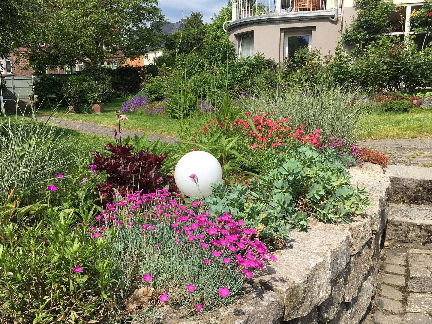 Predaj domu 279 m², pozemok 1.066 m², Limburg an der Lahn, Hesensko Predaj domu 279 m², pozemok 1.066 m², Limburg an der Lahn, Hesensko