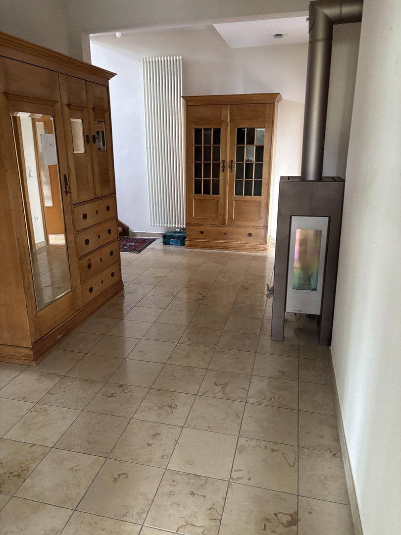 Predaj domu 279 m², pozemok 1.066 m², Limburg an der Lahn, Hesensko Predaj domu 279 m², pozemok 1.066 m², Limburg an der Lahn, Hesensko