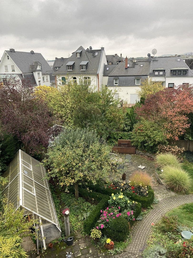 Predaj domu 279 m², pozemok 1.066 m², Limburg an der Lahn, Hesensko Predaj domu 279 m², pozemok 1.066 m², Limburg an der Lahn, Hesensko