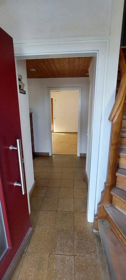 Predaj domu 110 m², pozemok 424 m², Esslingen am Neckar, Bádensko-Wurttembersko Predaj domu 110 m², pozemok 424 m², Esslingen am Neckar, Bádensko-Wurttembersko