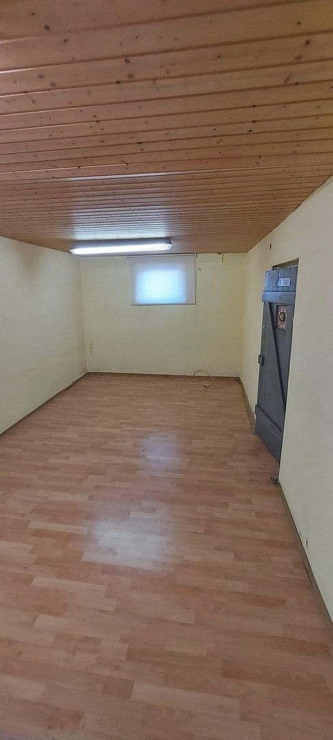 Predaj domu 110 m², pozemok 424 m², Esslingen am Neckar, Bádensko-Wurttembersko Predaj domu 110 m², pozemok 424 m², Esslingen am Neckar, Bádensko-Wurttembersko