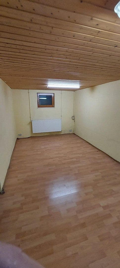 Predaj domu 110 m², pozemok 424 m², Esslingen am Neckar, Bádensko-Wurttembersko Predaj domu 110 m², pozemok 424 m², Esslingen am Neckar, Bádensko-Wurttembersko