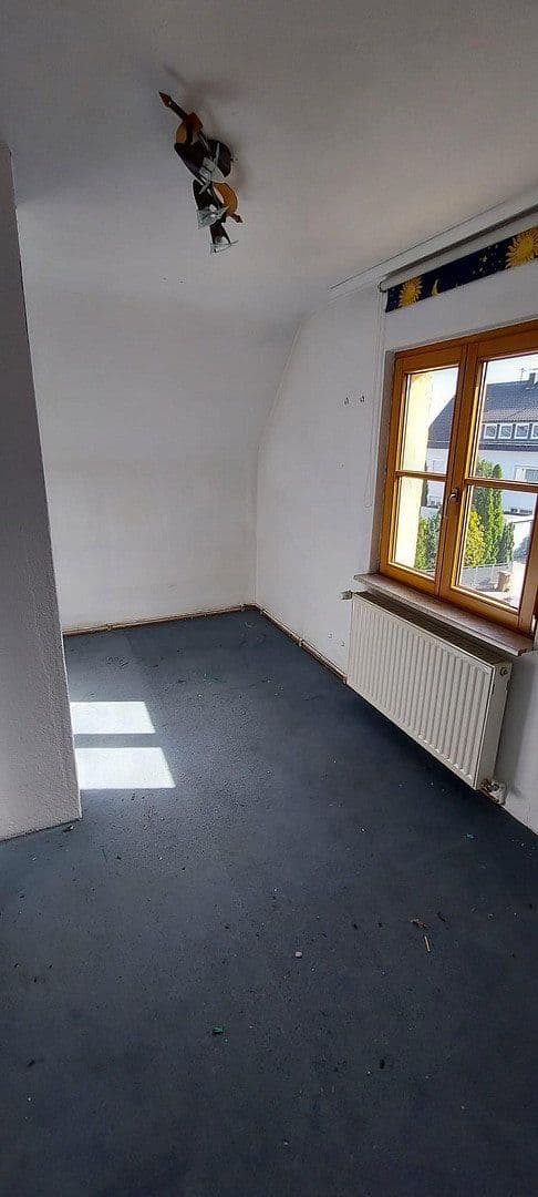 Predaj domu 110 m², pozemok 424 m², Esslingen am Neckar, Bádensko-Wurttembersko Predaj domu 110 m², pozemok 424 m², Esslingen am Neckar, Bádensko-Wurttembersko