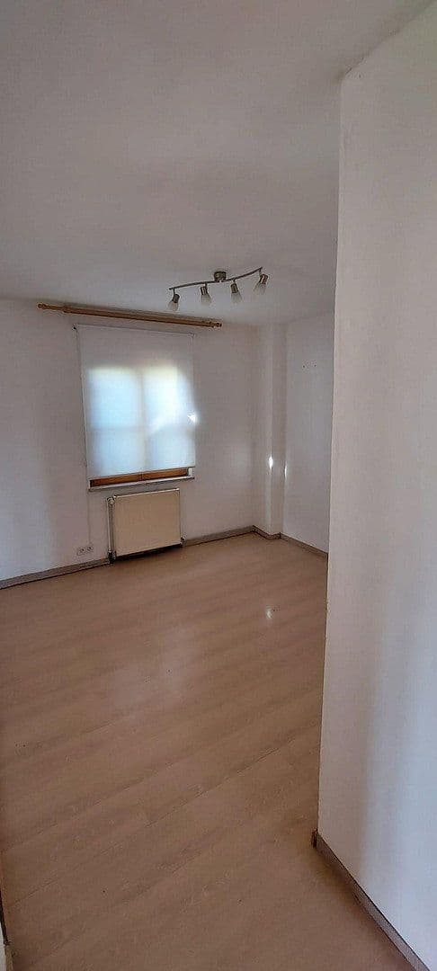 Predaj domu 110 m², pozemok 424 m², Esslingen am Neckar, Bádensko-Wurttembersko Predaj domu 110 m², pozemok 424 m², Esslingen am Neckar, Bádensko-Wurttembersko