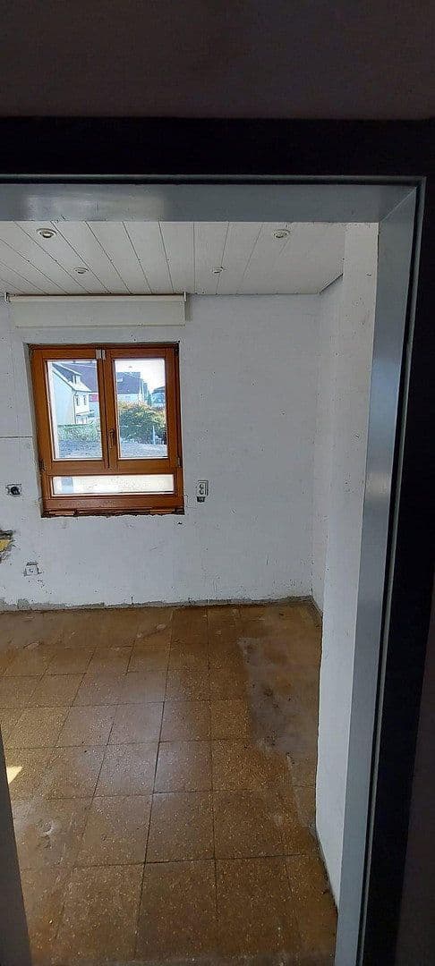 Predaj domu 110 m², pozemok 424 m², Esslingen am Neckar, Bádensko-Wurttembersko Predaj domu 110 m², pozemok 424 m², Esslingen am Neckar, Bádensko-Wurttembersko