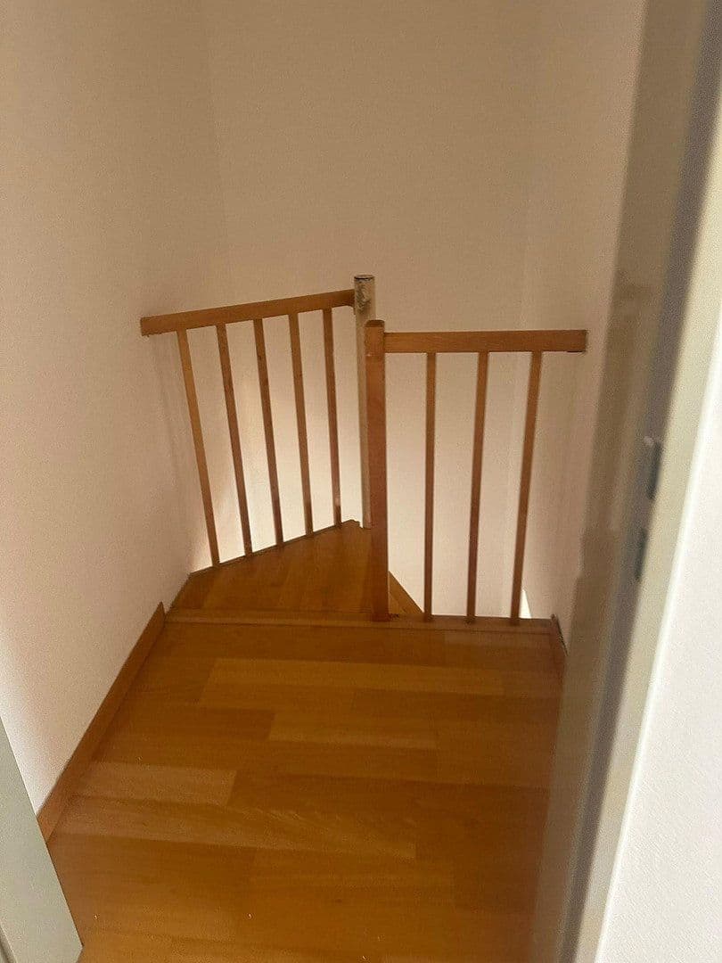 Prenájom bytu 2-izbový 80 m², Frühlingstraße 2, Vierkirchen, Bavorsko Prenájom bytu 2-izbový 80 m², Frühlingstraße 2, Vierkirchen, Bavorsko