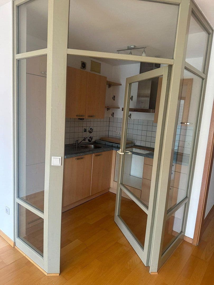 Prenájom bytu 2-izbový 80 m², Frühlingstraße 2, Vierkirchen, Bavorsko Prenájom bytu 2-izbový 80 m², Frühlingstraße 2, Vierkirchen, Bavorsko