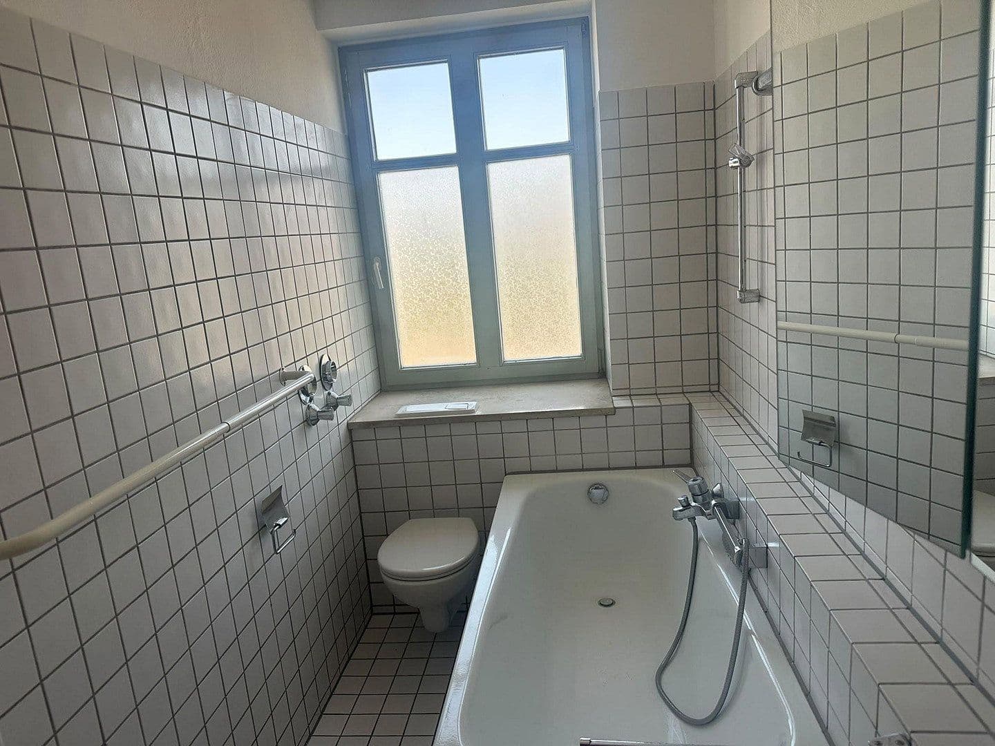 Prenájom bytu 2-izbový 80 m², Frühlingstraße 2, Vierkirchen, Bavorsko Prenájom bytu 2-izbový 80 m², Frühlingstraße 2, Vierkirchen, Bavorsko
