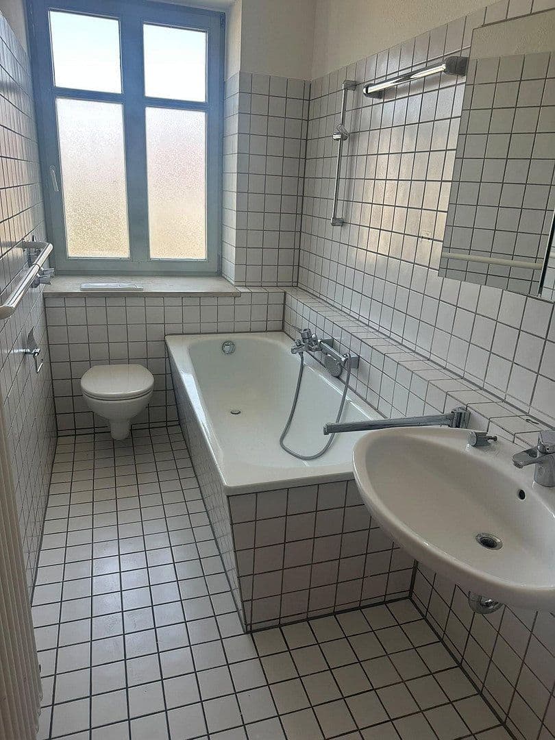 Prenájom bytu 2-izbový 80 m², Frühlingstraße 2, Vierkirchen, Bavorsko Prenájom bytu 2-izbový 80 m², Frühlingstraße 2, Vierkirchen, Bavorsko