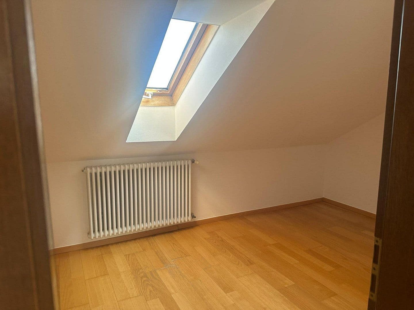 Prenájom bytu 2-izbový 80 m², Frühlingstraße 2, Vierkirchen, Bavorsko Prenájom bytu 2-izbový 80 m², Frühlingstraße 2, Vierkirchen, Bavorsko
