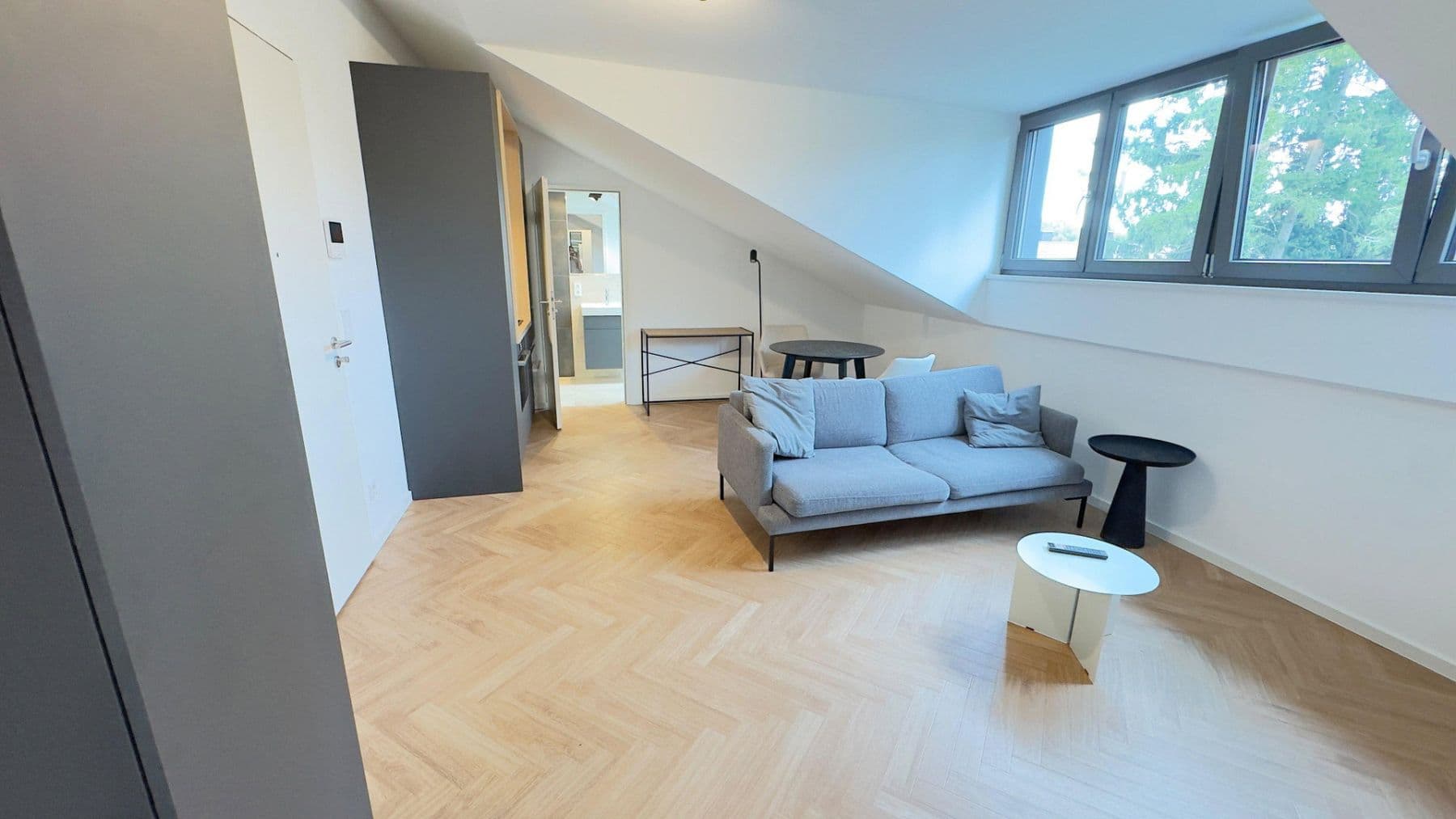 Prenájom bytu 2-izbový 32 m², Stümpflingstrasse 5, München, Bavorsko Prenájom bytu 2-izbový 32 m², Stümpflingstrasse 5, München, Bavorsko