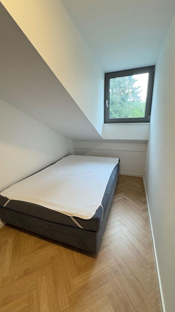 Prenájom bytu 2-izbový 32 m², Stümpflingstrasse 5, München, Bavorsko Prenájom bytu 2-izbový 32 m², Stümpflingstrasse 5, München, Bavorsko