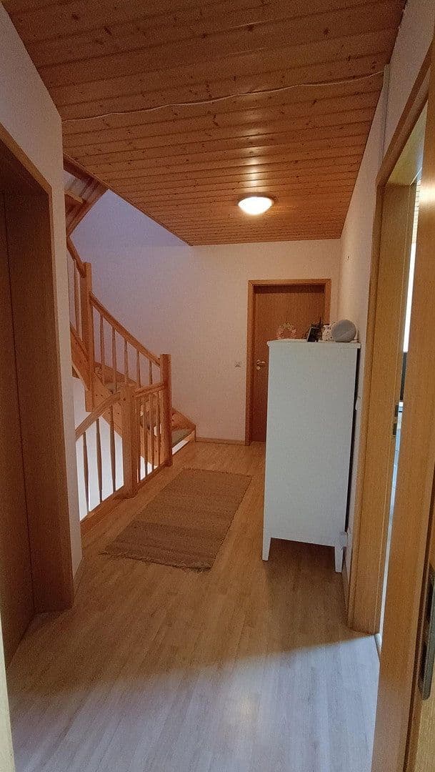 Predaj domu 132 m², pozemok 305 m², Niefern-Öschelbronn, Bádensko-Wurttembersko Predaj domu 132 m², pozemok 305 m², Niefern-Öschelbronn, Bádensko-Wurttembersko