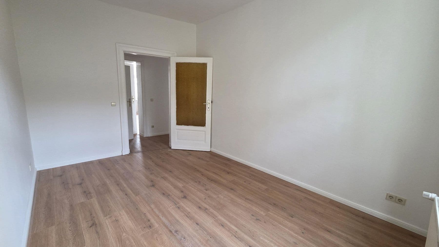 Prenájom bytu 2-izbový 62 m², Magdeburg, Sasko-Anhaltsko Prenájom bytu 2-izbový 62 m², Magdeburg, Sasko-Anhaltsko