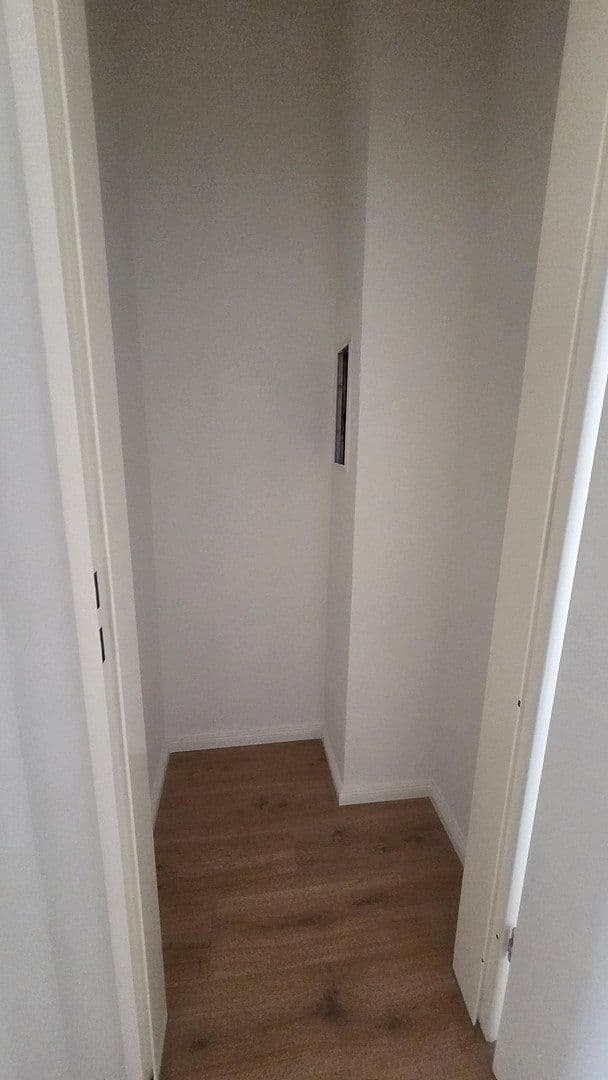 Prenájom bytu 2-izbový 62 m², Magdeburg, Sasko-Anhaltsko Prenájom bytu 2-izbový 62 m², Magdeburg, Sasko-Anhaltsko