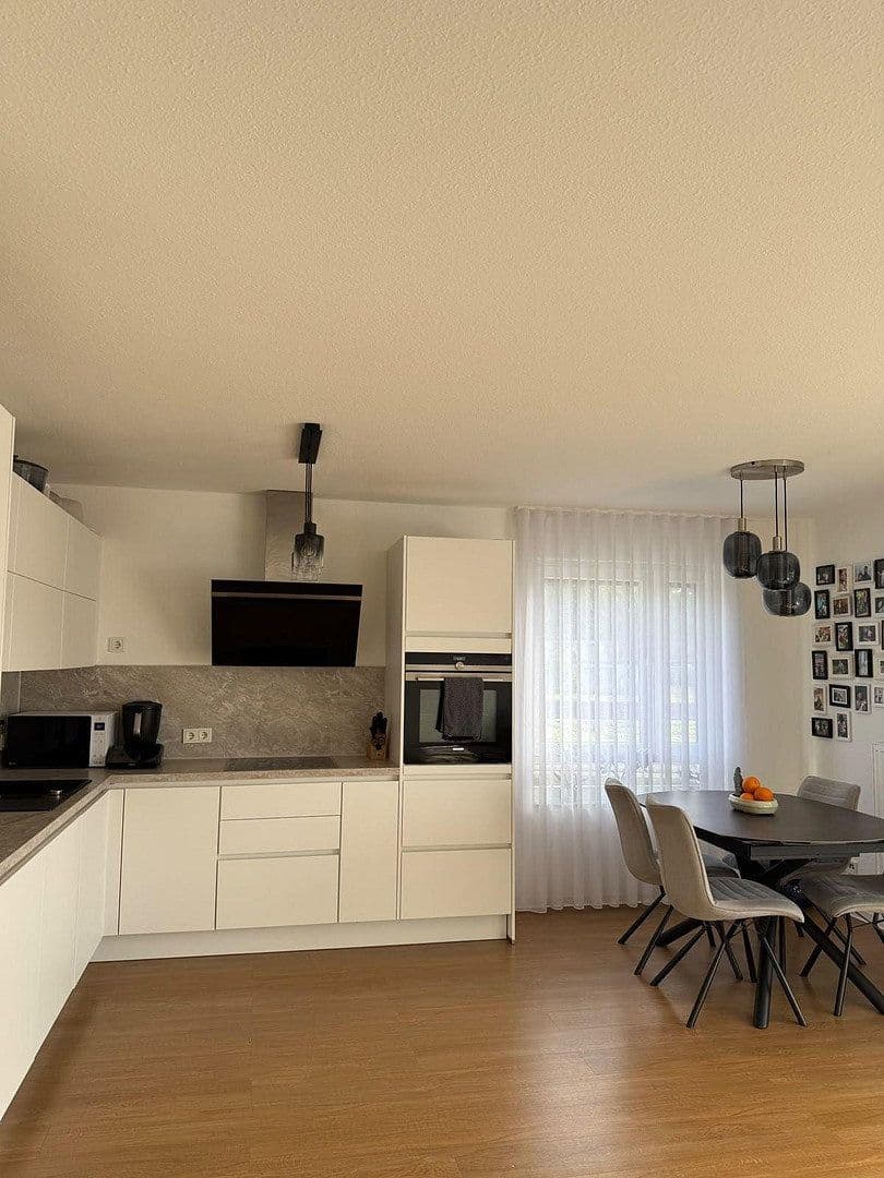 Prenájom bytu 3-izbový 82 m², Otto-Hue-Str. 2d, Gladbeck, Severné Porýnie - Westfálsko Prenájom bytu 3-izbový 82 m², Otto-Hue-Str. 2d, Gladbeck, Severné Porýnie - Westfálsko