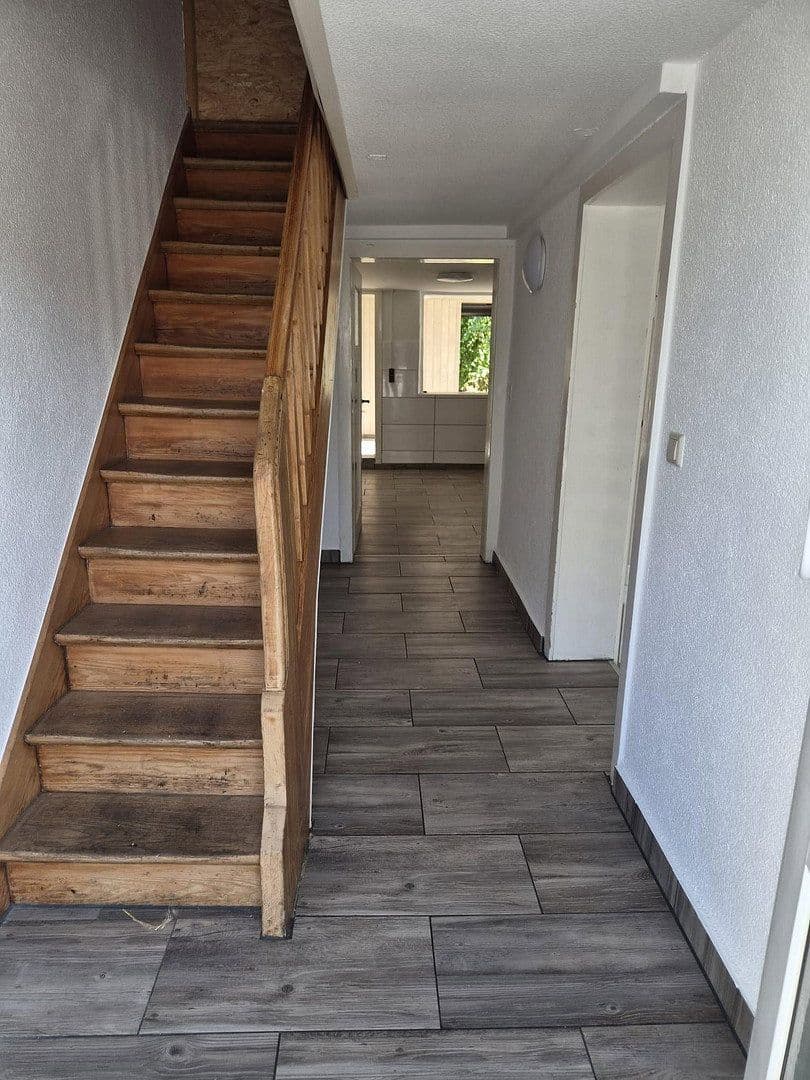Prenájom domu 190 m², pozemok 800 m², Dietingen, Bádensko-Wurttembersko Prenájom domu 190 m², pozemok 800 m², Dietingen, Bádensko-Wurttembersko