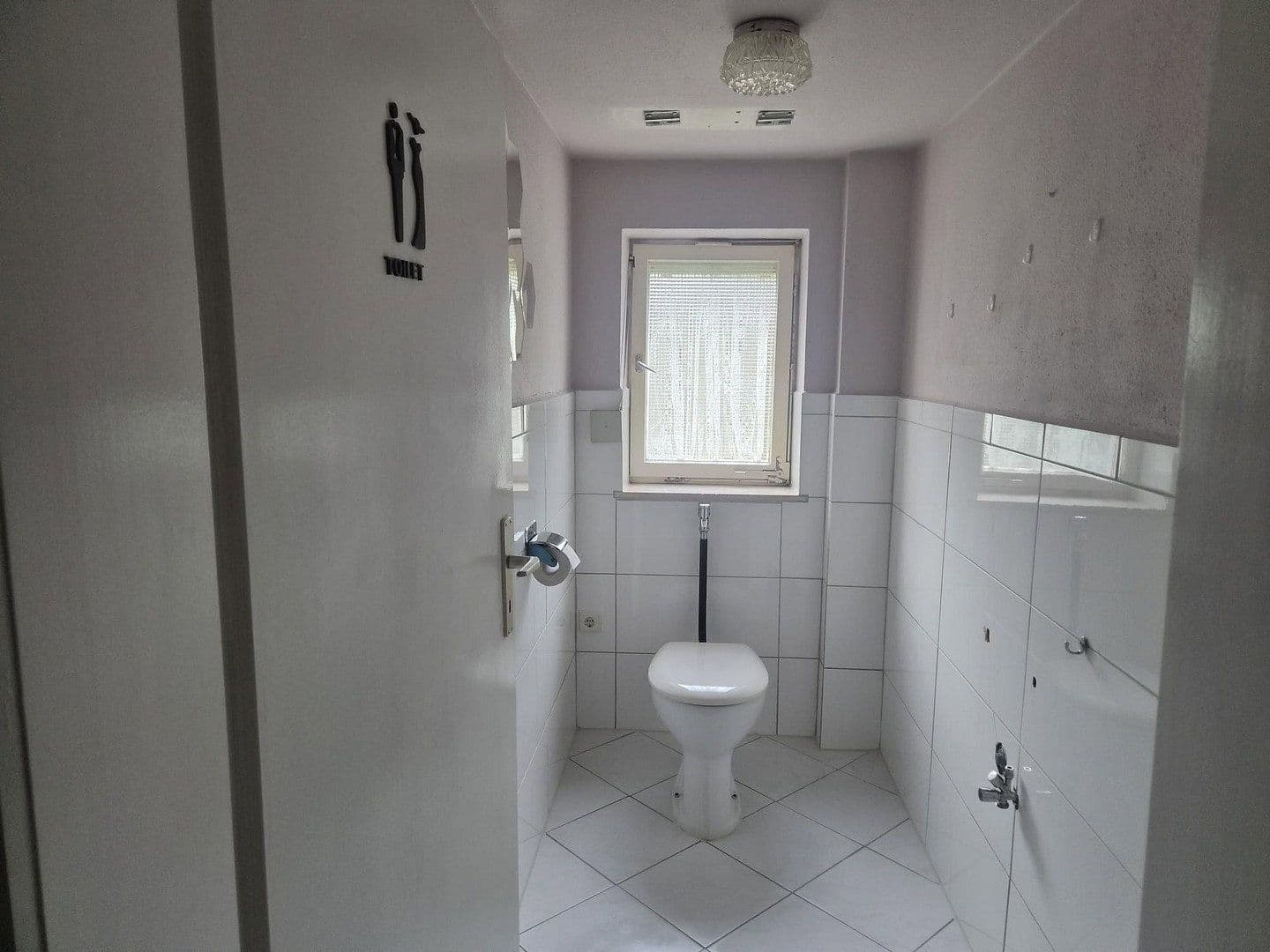 Prenájom domu 190 m², pozemok 800 m², Dietingen, Bádensko-Wurttembersko Prenájom domu 190 m², pozemok 800 m², Dietingen, Bádensko-Wurttembersko
