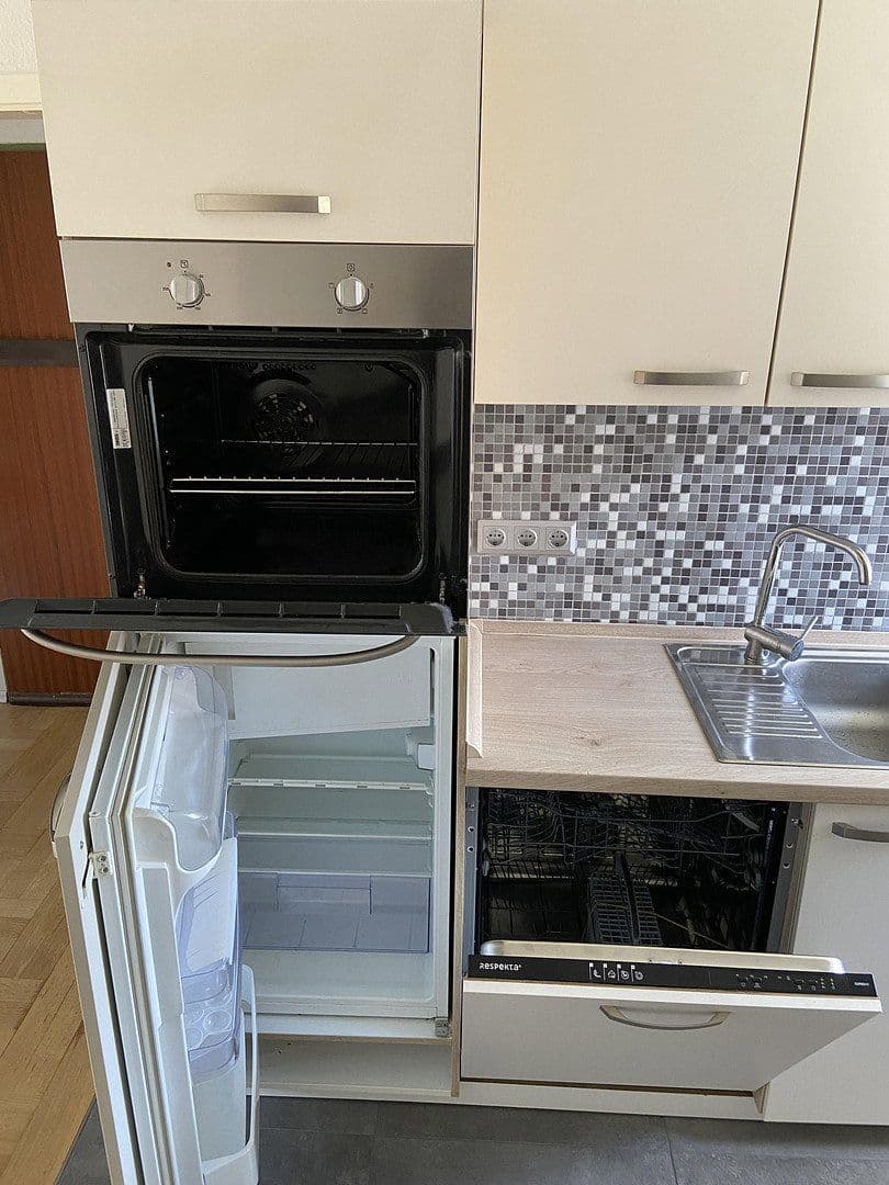 Prenájom bytu 1-izbový 26 m², Schlossergasse 13, Offenburg, Bádensko-Wurttembersko Prenájom bytu 1-izbový 26 m², Schlossergasse 13, Offenburg, Bádensko-Wurttembersko