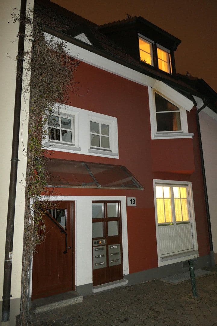 Prenájom bytu 1-izbový 26 m², Schlossergasse 13, Offenburg, Bádensko-Wurttembersko Prenájom bytu 1-izbový 26 m², Schlossergasse 13, Offenburg, Bádensko-Wurttembersko
