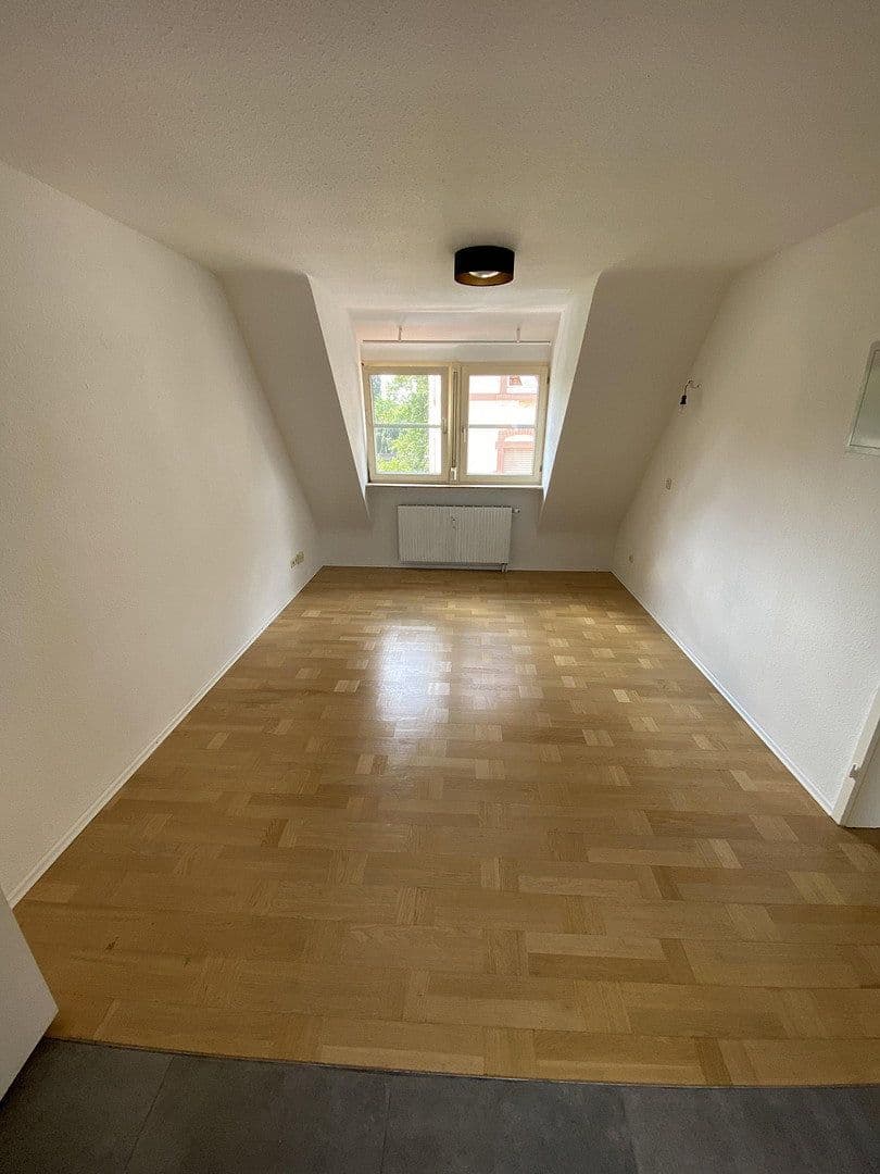 Prenájom bytu 1-izbový 26 m², Schlossergasse 13, Offenburg, Bádensko-Wurttembersko Prenájom bytu 1-izbový 26 m², Schlossergasse 13, Offenburg, Bádensko-Wurttembersko