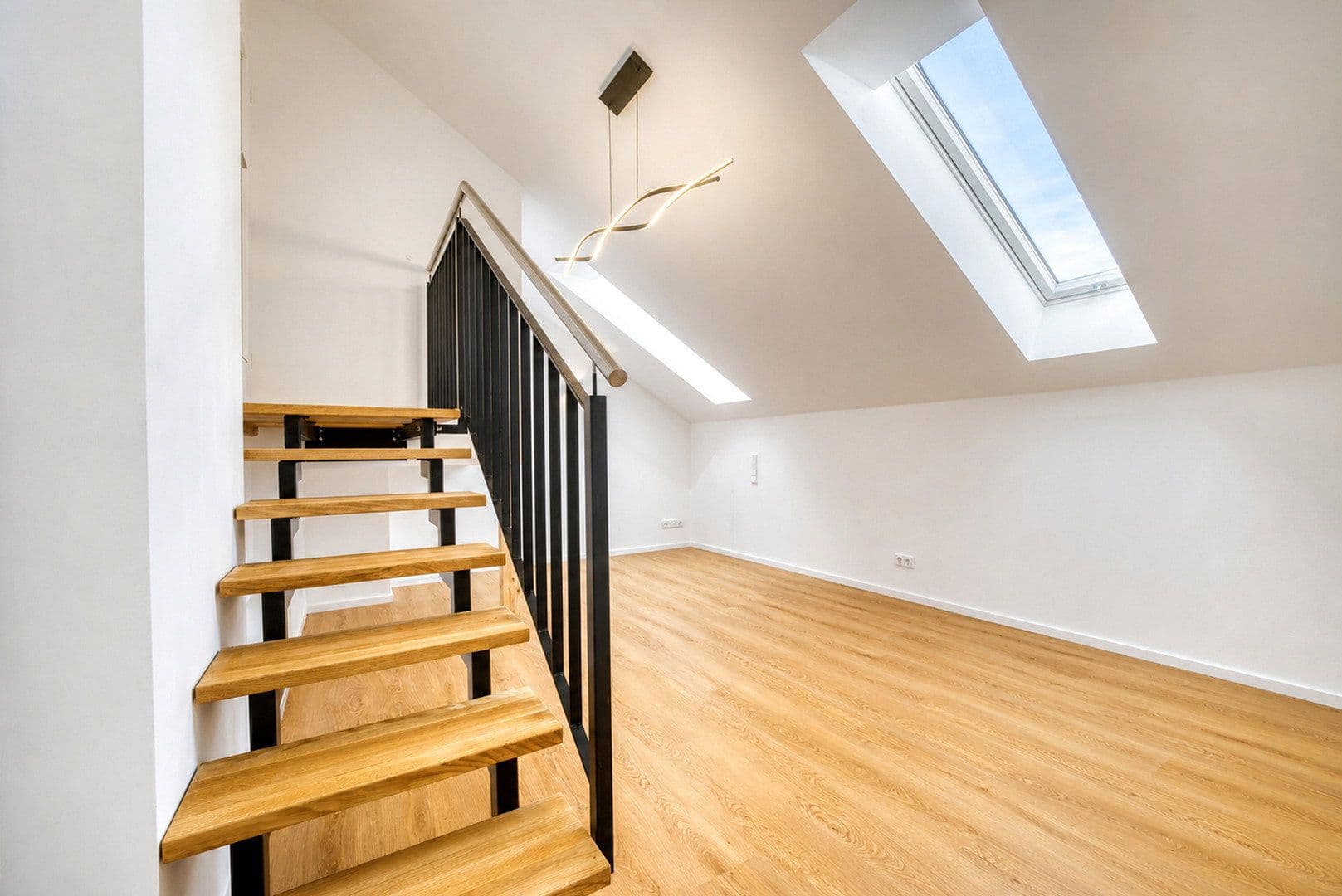 Predaj bytu 4-izbový 99 m², Dr.-Bergmeisterstraße 43, Pfaffenhofen an der Ilm, Bavorsko Predaj bytu 4-izbový 99 m², Dr.-Bergmeisterstraße 43, Pfaffenhofen an der Ilm, Bavorsko