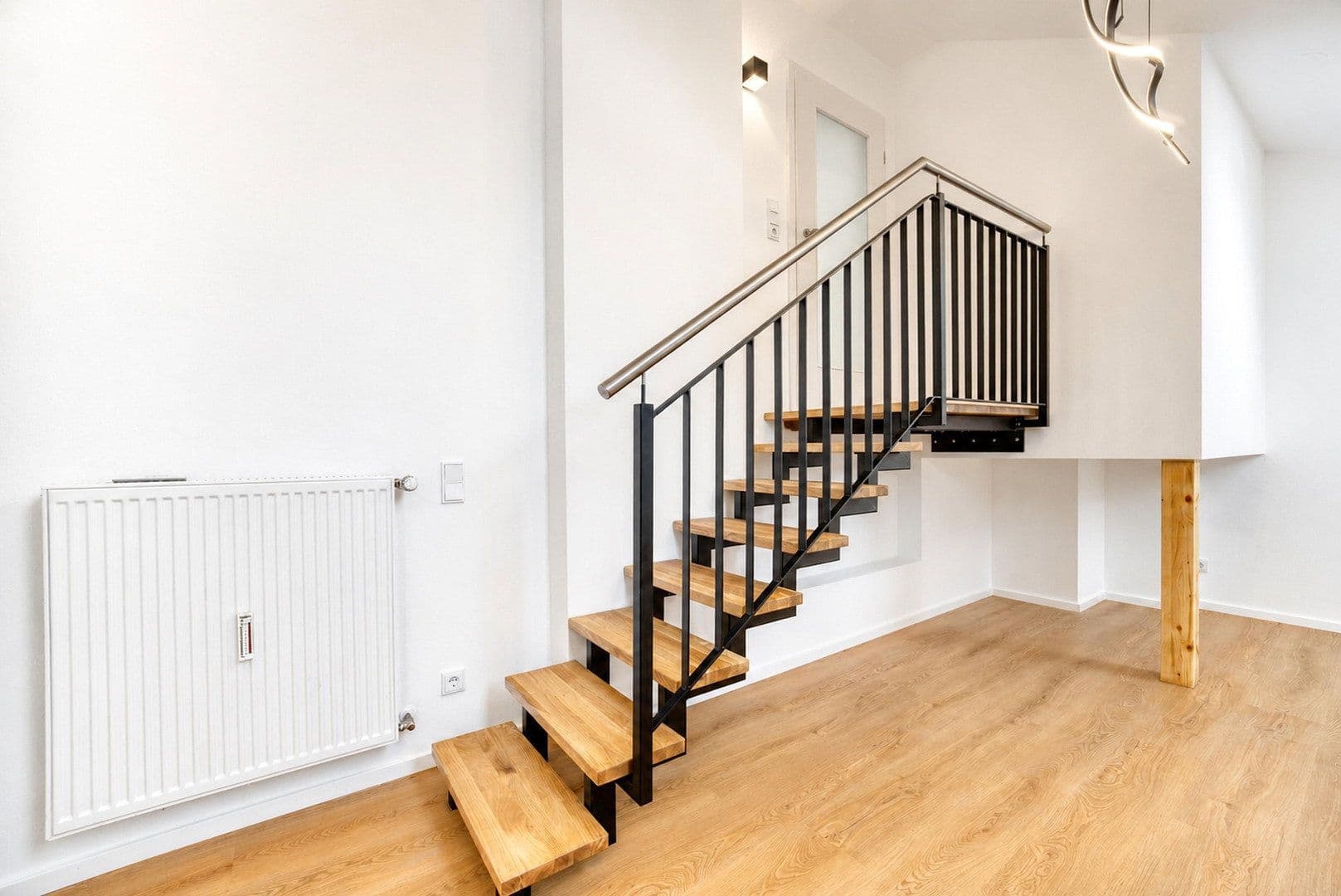 Predaj bytu 4-izbový 99 m², Dr.-Bergmeisterstraße 43, Pfaffenhofen an der Ilm, Bavorsko Predaj bytu 4-izbový 99 m², Dr.-Bergmeisterstraße 43, Pfaffenhofen an der Ilm, Bavorsko