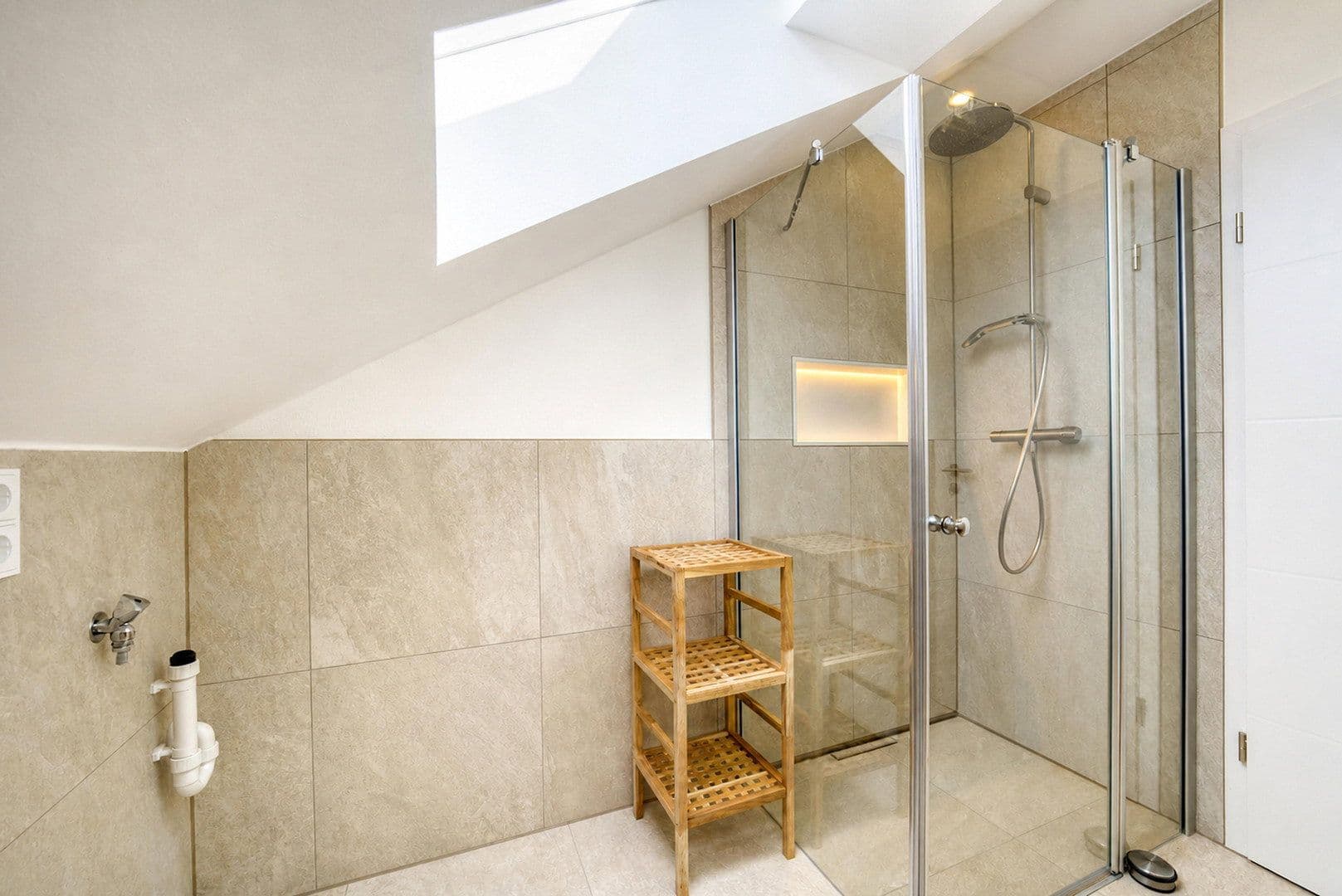 Predaj bytu 4-izbový 99 m², Dr.-Bergmeisterstraße 43, Pfaffenhofen an der Ilm, Bavorsko Predaj bytu 4-izbový 99 m², Dr.-Bergmeisterstraße 43, Pfaffenhofen an der Ilm, Bavorsko