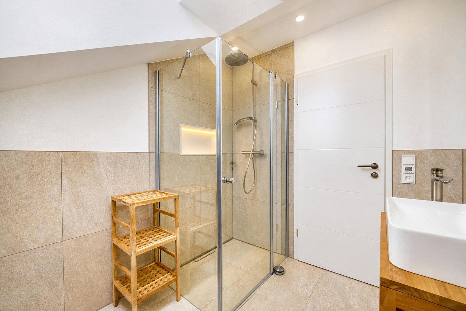 Predaj bytu 4-izbový 99 m², Dr.-Bergmeisterstraße 43, Pfaffenhofen an der Ilm, Bavorsko Predaj bytu 4-izbový 99 m², Dr.-Bergmeisterstraße 43, Pfaffenhofen an der Ilm, Bavorsko
