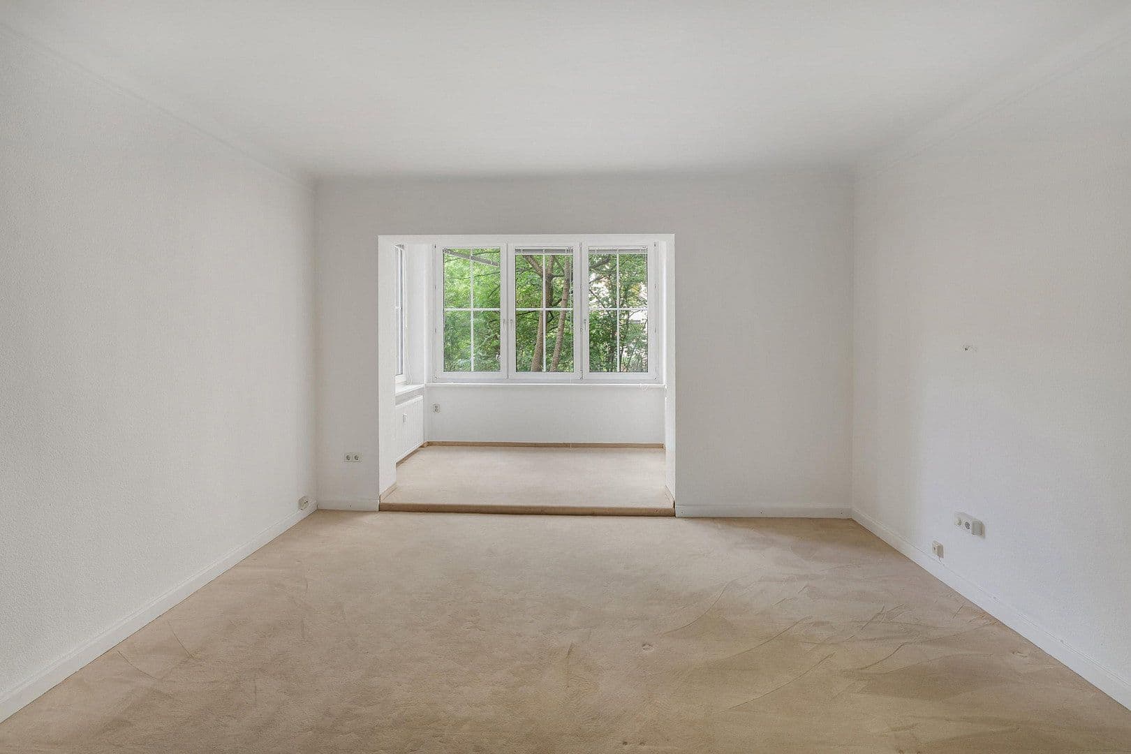 Predaj bytu 4-izbový 144 m², Hundekehlestraße 16-17, Berlin, Berlín Predaj bytu 4-izbový 144 m², Hundekehlestraße 16-17, Berlin, Berlín
