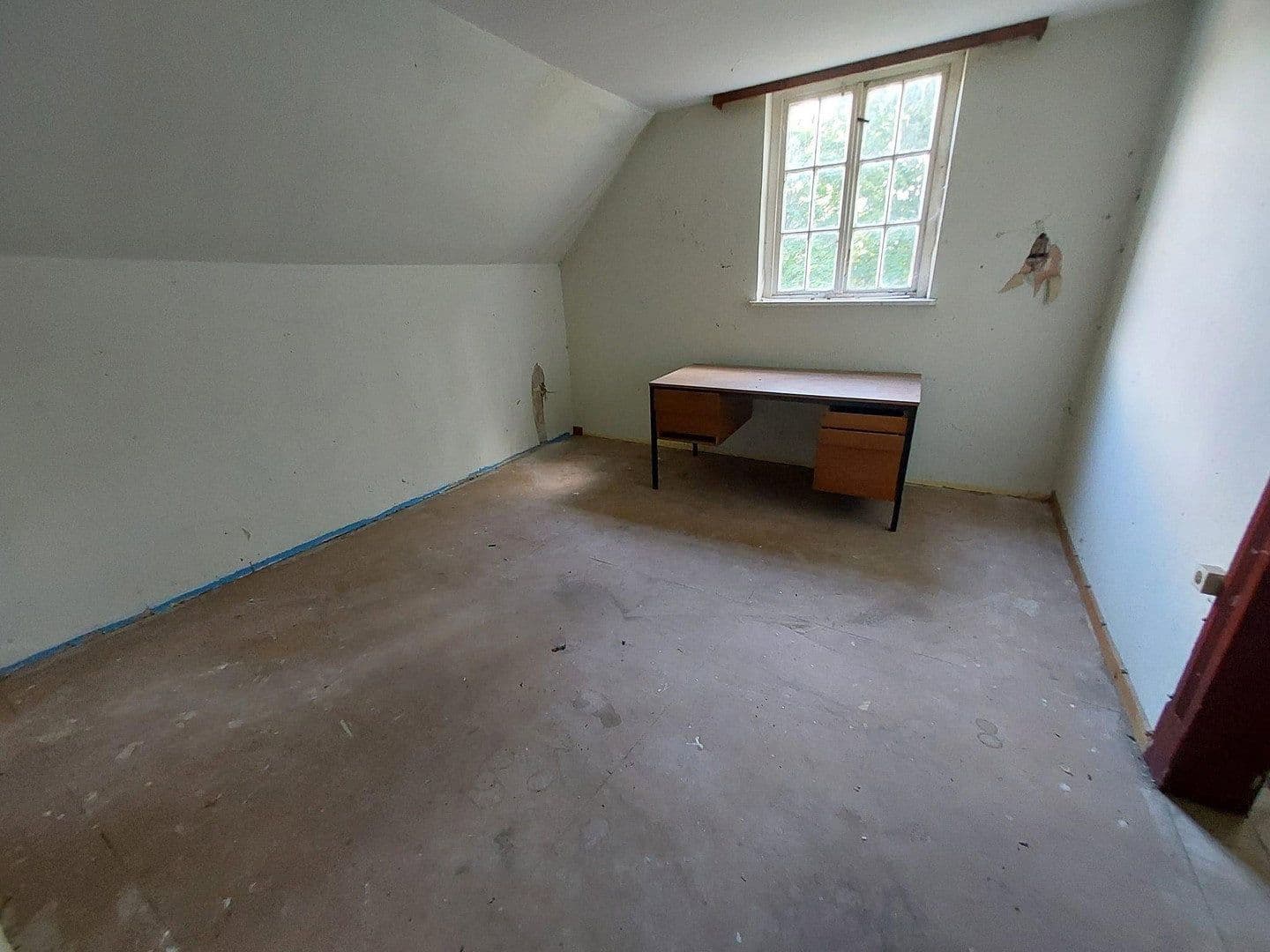 Predaj domu 200 m², pozemok 882 m², Grenzstraße 13, Zetel, Dolné Sasko Predaj domu 200 m², pozemok 882 m², Grenzstraße 13, Zetel, Dolné Sasko