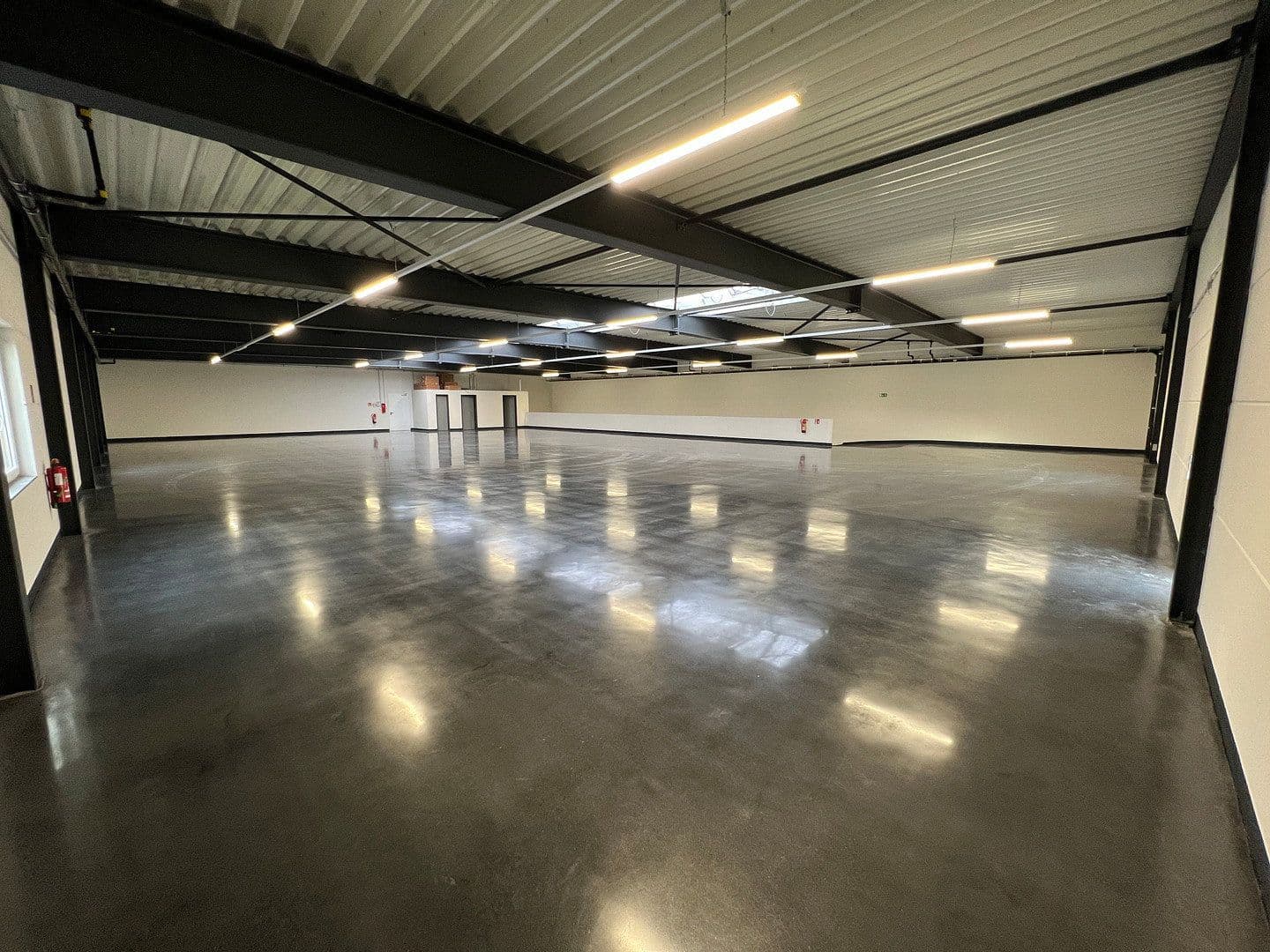 Prenájom nebytového priestoru 776 m², Lohmar, Severné Porýnie - Westfálsko Prenájom nebytového priestoru 776 m², Lohmar, Severné Porýnie - Westfálsko